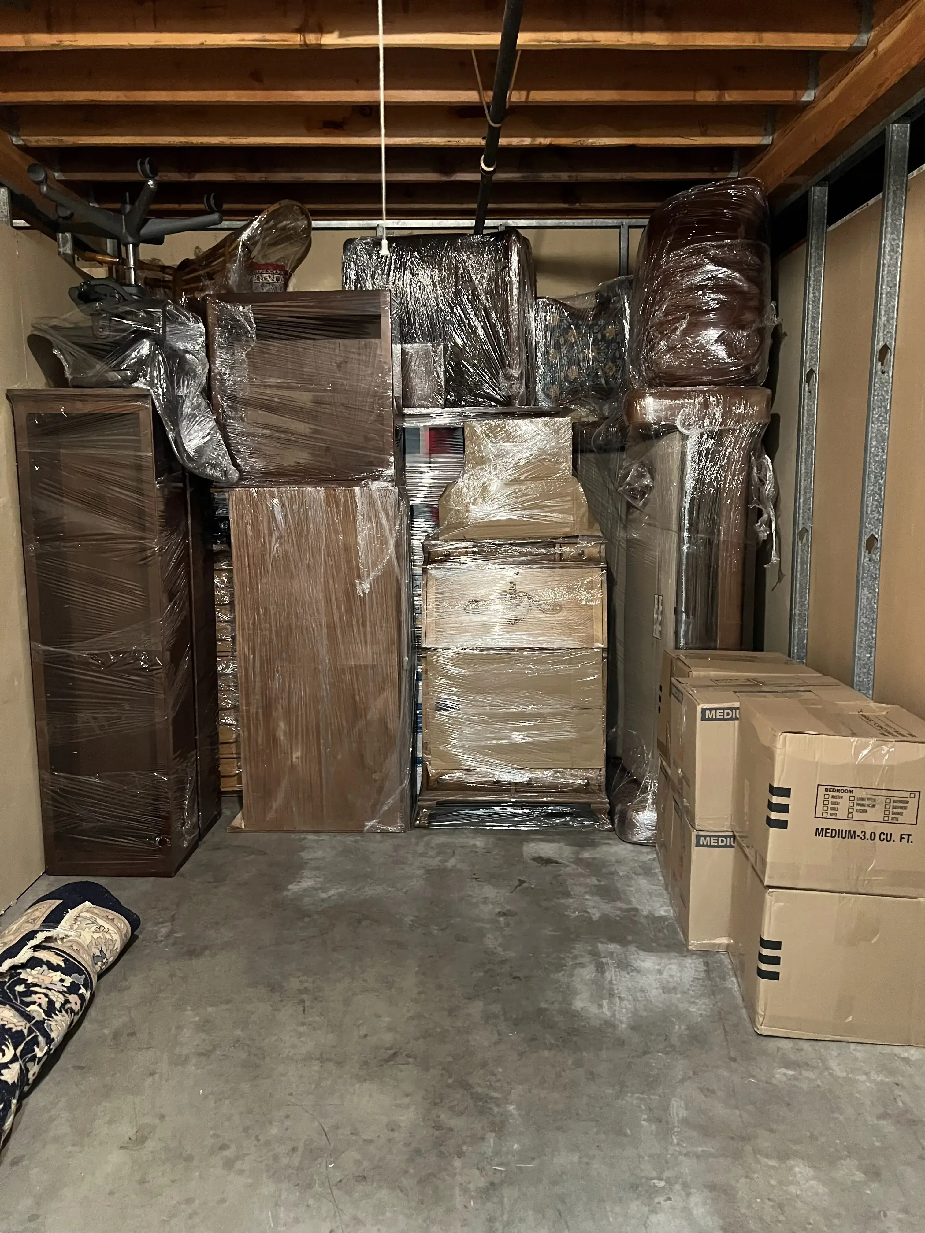 College moving service