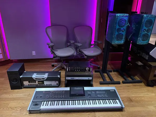Music Equipment / Studio Moving Los Angeles 5 Points Moving