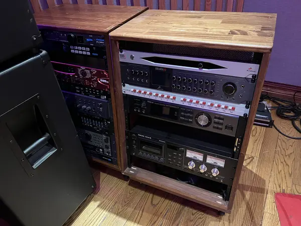 Music Equipment Studio Moving Los Angeles local movers